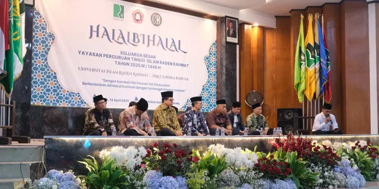 Halal bihalal Yayasan Perguruan Tinggi Islam Raden