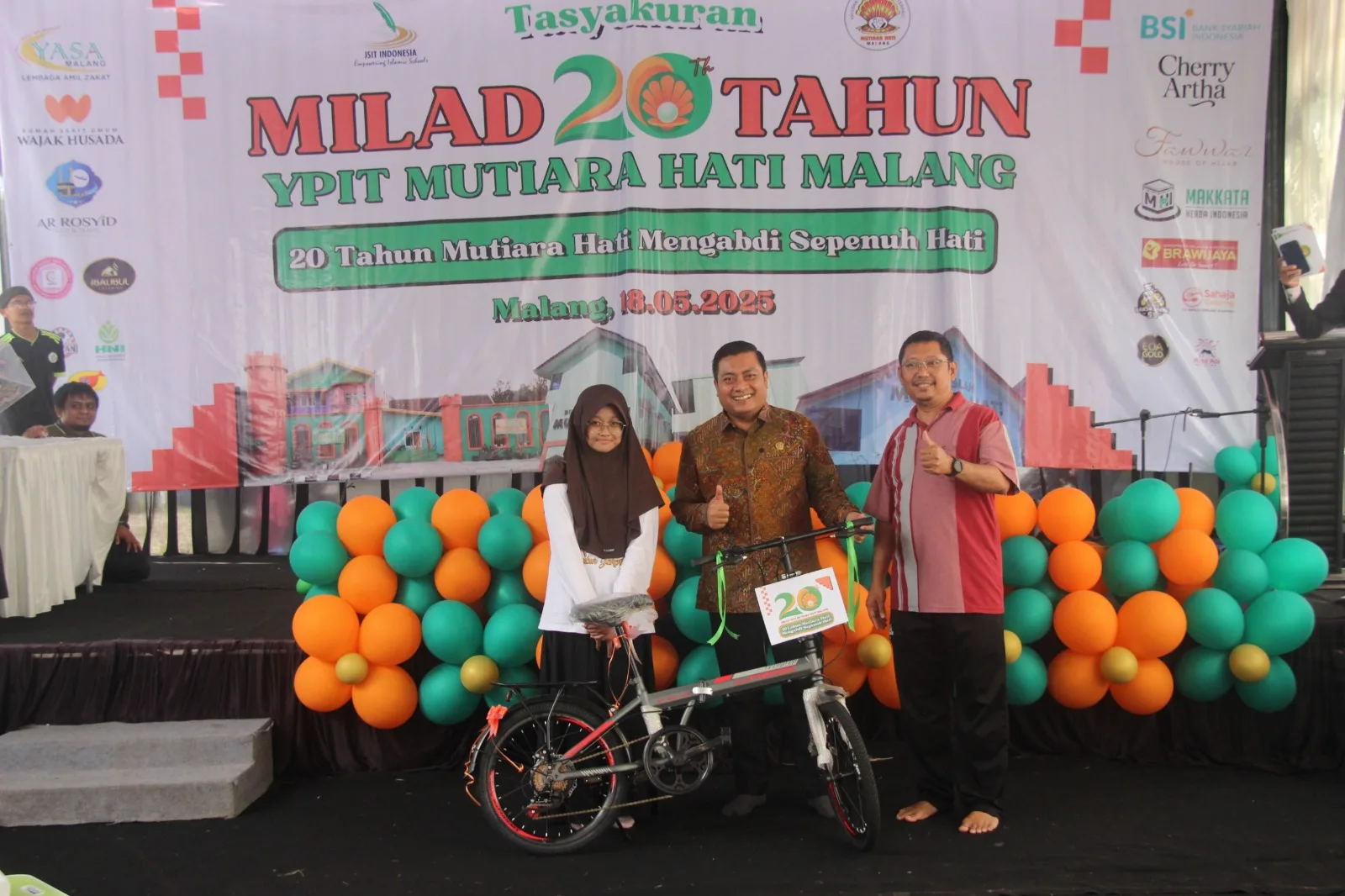 Acara tasyakuran dalam rangka memperingati milad ke-20 YPIT Mutiara Hati Malang. Foto/dok