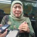 Gubernur Jatim, Khofifah Indar Parawansa, menjelaskan soal koperasi merah putih. (Foto/M Sholeh)