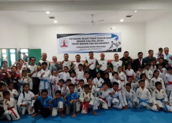 Pembukaan kejuaraan Karate Piala Dandim 0833/Kota Malang. (Foto/M Sholeh)