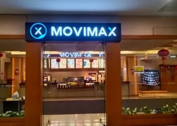 Jadwal film yang tayang di Movimax Dinoyo hari Jumat 9 Mei 2025. /Foto: Google Review Movimax Dinoyo/Muhammad Fahmi Rabbani