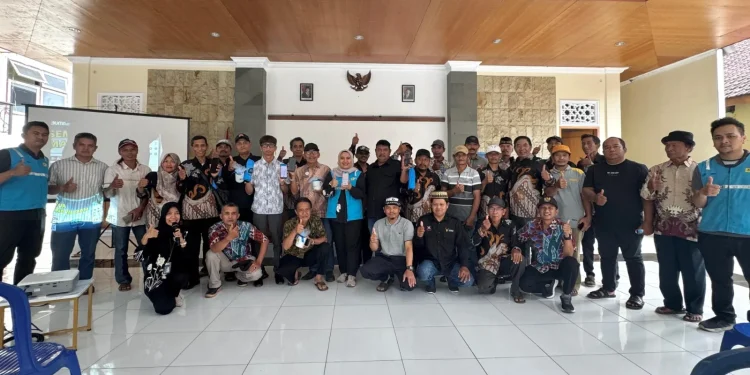 PLN Sumberpucung Sosialisasikan Aplikasi PLN Mobile. Foto/dok