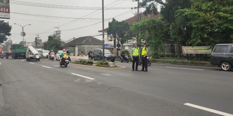 Lokasi tabrakan antara sepeda motor dan truk di Singosari. Foto: Satlantas Polres Malang