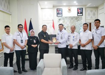 Audiensi Kepala Kantor Imigrasi Kelas I TPI Malang, Anggoro Widjanarko, bersama Wali Kota Probolinggo, dr. Aminuddin. Foto/dok