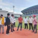 Jajaran DPRD Kota Malang saat meninjau kesiapan venue Porprov Jatim 2025. (Foto/M Sholeh)