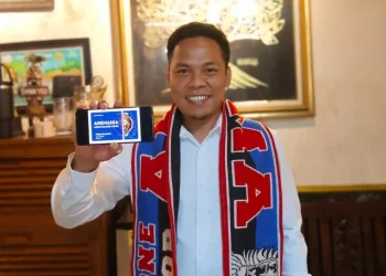 kta aremania,Suporter - Fakih Pilihan: KTA Aremania Bukti Suporter Naik Kelas