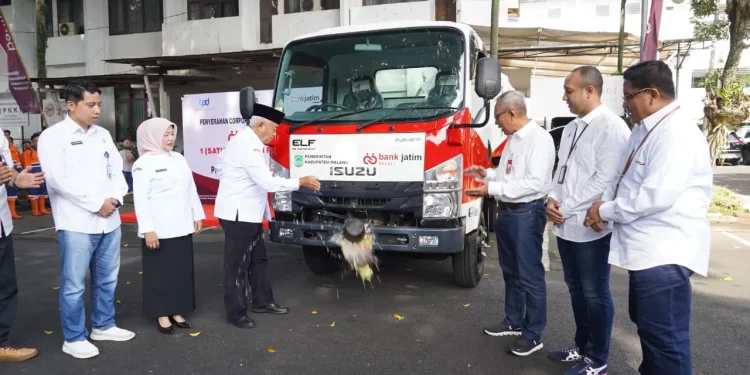 Bupati Malang ajak perusahaan tangani sampah lewat csr