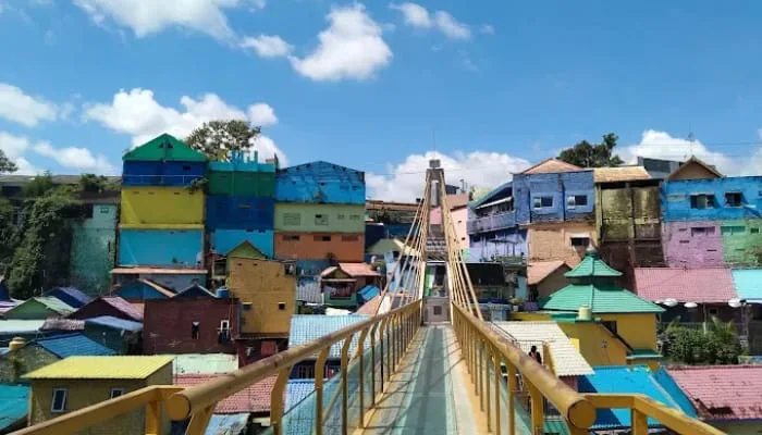 Kampung Warna Warni Jodipan./Foto: Google Review/Maylia Dwi.
