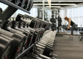 Rekomendasi tempat gym khusus wanita yang ada di Malang. /Foto: Unsplash.com/Danielle Cerullo