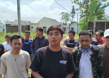 Warga Perumahan Grand Mutiara Kedungrejo. Foto: dok. Warga