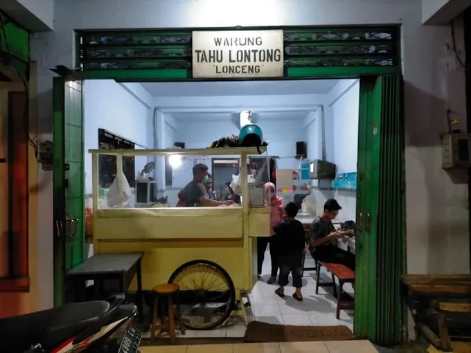 Depot Tahu Lontong Lonceng.