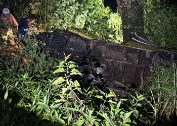 Kondisi mobil Land Cruiser yang terjun ke jurang di Gubugklakah. Foto: Satlantas Polres Malang