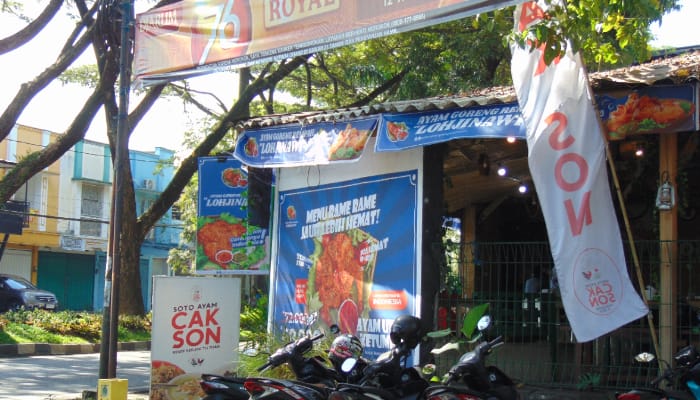 Soto Ayam Cak Son./Foto: Tugumalang.id/Bagus Rachmad Saputra