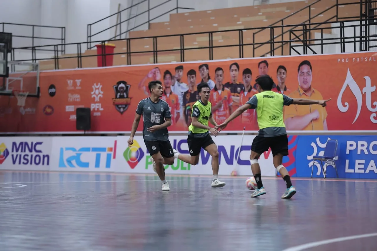 Unggul FC latihan