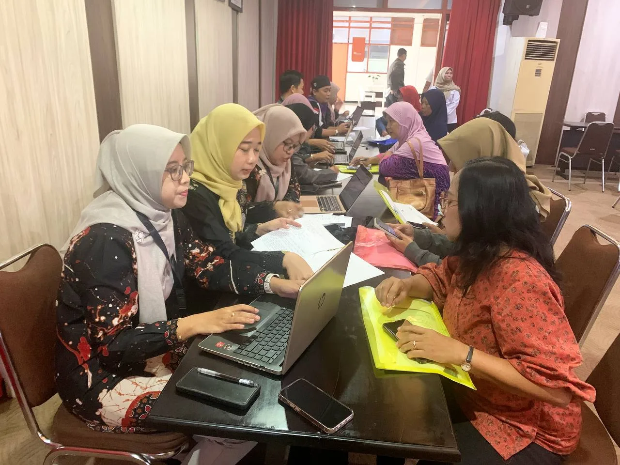 Para pelaku usaha Kota Kediri saat mengikuti program.