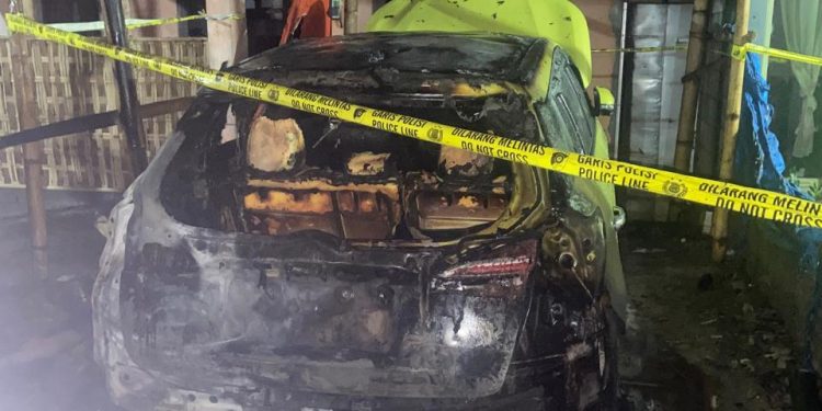 Mobil terbakar di Malang