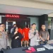 Dua remaja ditahan gara-gara lempar batu ke pemotor