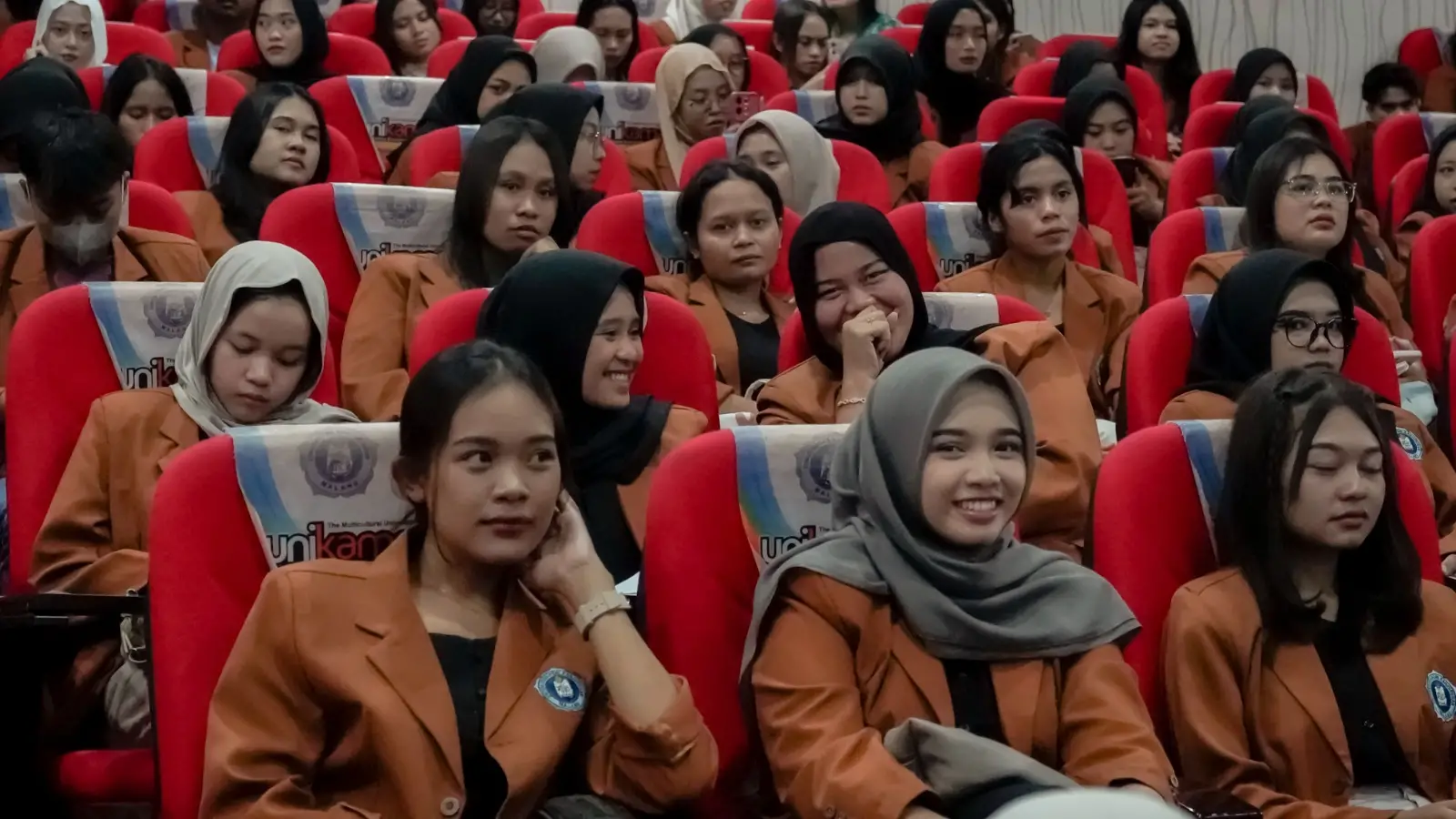 Peserta seminar Unikama