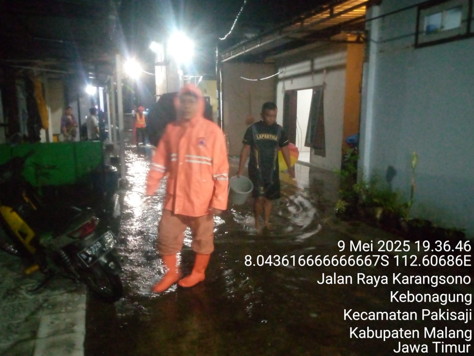 Rumah warga terendam banjir