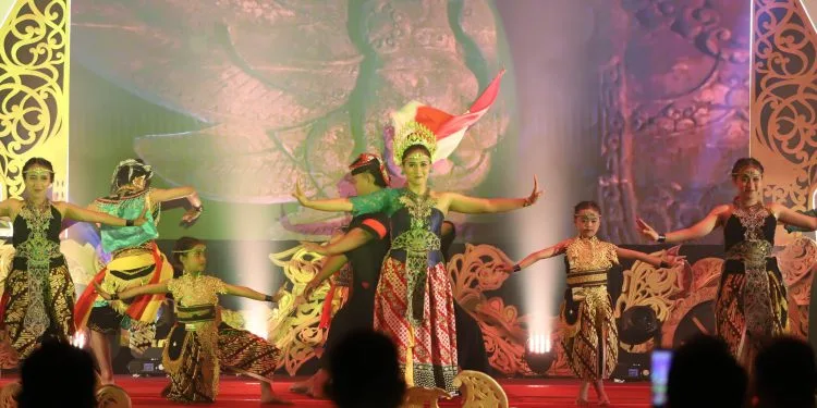 Seni budaya kota batu