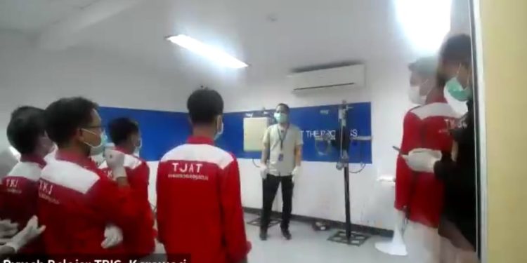 Siswa SMK belajar di TBIG