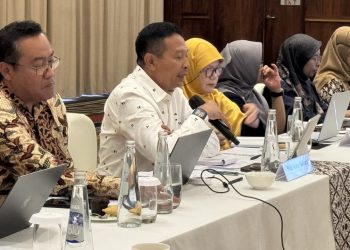 Wali Kota Malang, Wahyu Hidayat memaparkan komitmen udara bersih Kota Malang dalam forum persiapan ASEAN ESC Award & CoR 2025. (Foto/dok. Prokopim Setda Kota Malang)