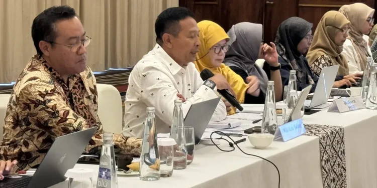 Wali Kota Malang, Wahyu Hidayat memaparkan komitmen udara bersih Kota Malang dalam forum persiapan ASEAN ESC Award & CoR 2025. (Foto/dok. Prokopim Setda Kota Malang)