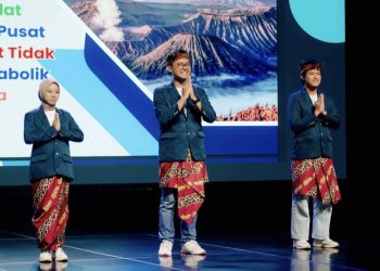 Mahasiswa Genera-Z dari UB membangun Desa Sehat di Wonokitri melestarikan warisan Tengger. Foto: Dok.
