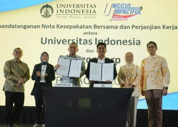 Penandatangan kerja sama ParagonCorp dan UI. Foto: Dok