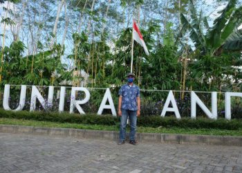 Suasa peletakan batu pertama Dome Unira Malang di kawasan Unira Land. (Foto dok. Tugu Malang)
