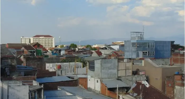 Prakiraan cuaca Malang untuk hari Senin 2 Juni 2025. /Foto: Tugumalang.id/Bagus Rachmad Saputra