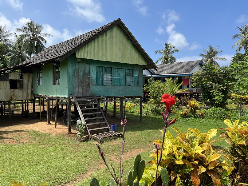 Rumah Panggung milik warga Mandar yang ada di Masalembu. Foto/Herlianto. A