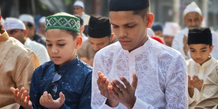 Doa awal tahun baru Islam lengkap dengan makna dan keutamaannya./Foto: Unsplash.com/Dibakar Roy