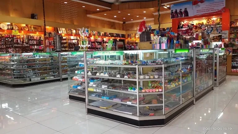 Toko buku sarjana