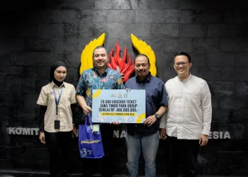 Penyerahan dukungan 20.000 voucher tiket secara simbolis Jatim Park Group sukseskan Porprov Jatim 2025. Foto: Dok.