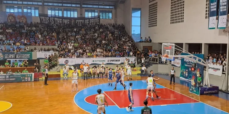 Salah satu Pertandingan basket di Porprov Jatim 2025 (M Sholeh)