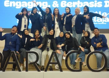 Keseruan para peserta bootcamp HoB dan Tiktok. Foto: ParagonCorp