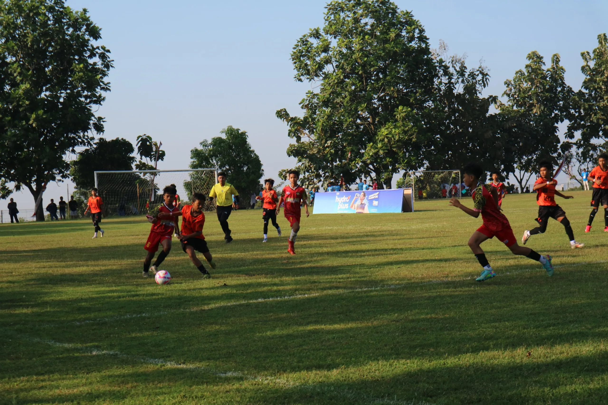 Turnamen sepak bola anak