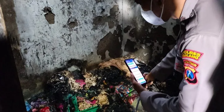 Kebakaran rumah di Tumpang Malang