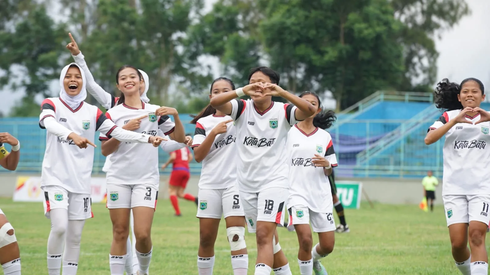 pemain sepak bola putri kota batu