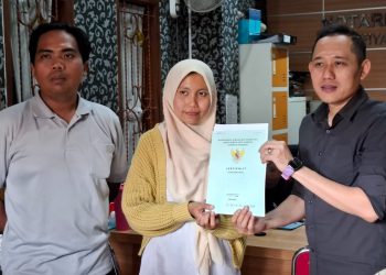 Pengembang Perumahan Grand Mutiara serahkan SHM