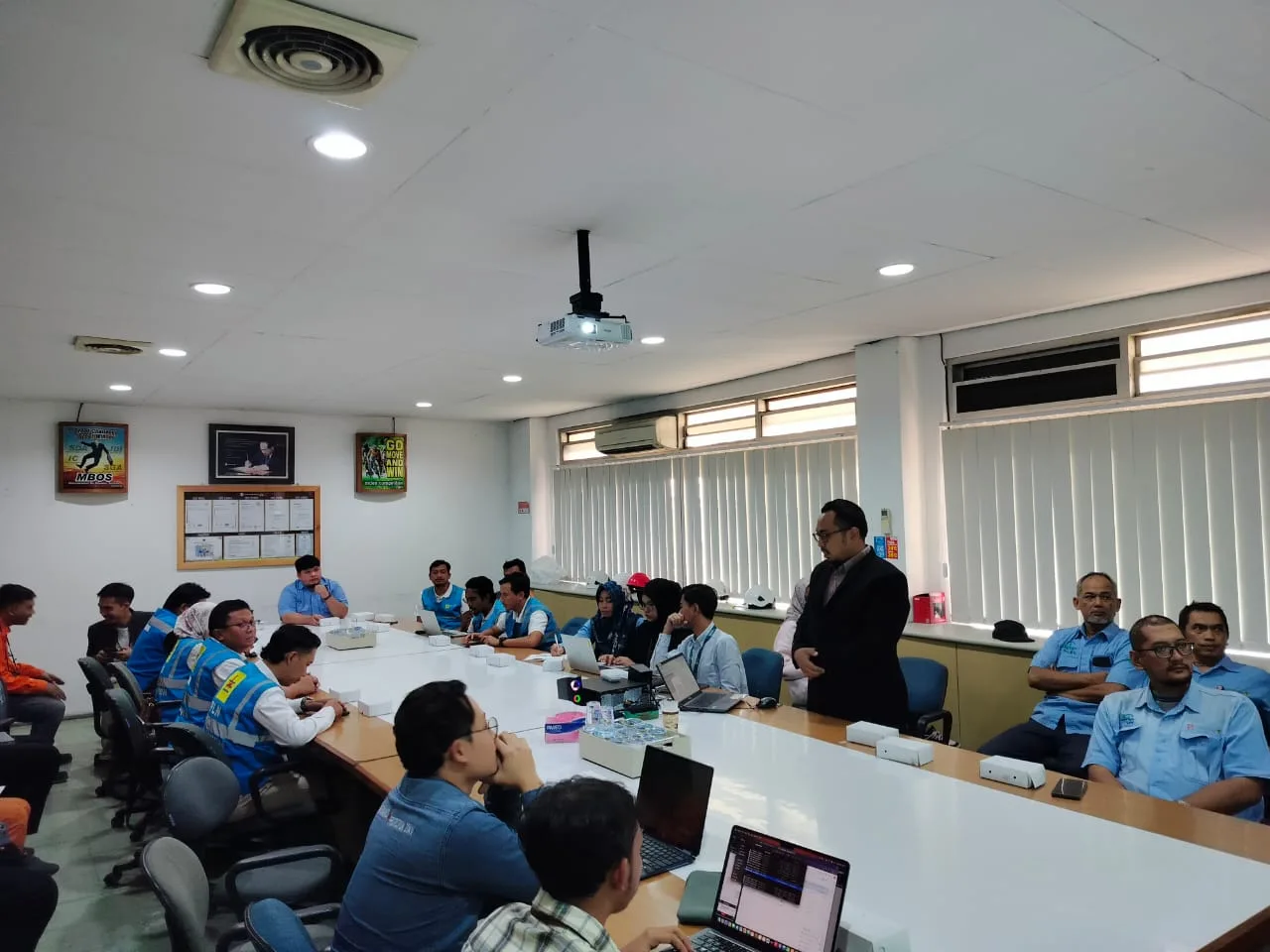 Rapat PLN