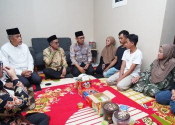 Wali Kota Batu kunjungi keluarga korban bullying