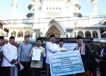 wali kota Malang serahkan sapi Kurban Presiden Prabowo