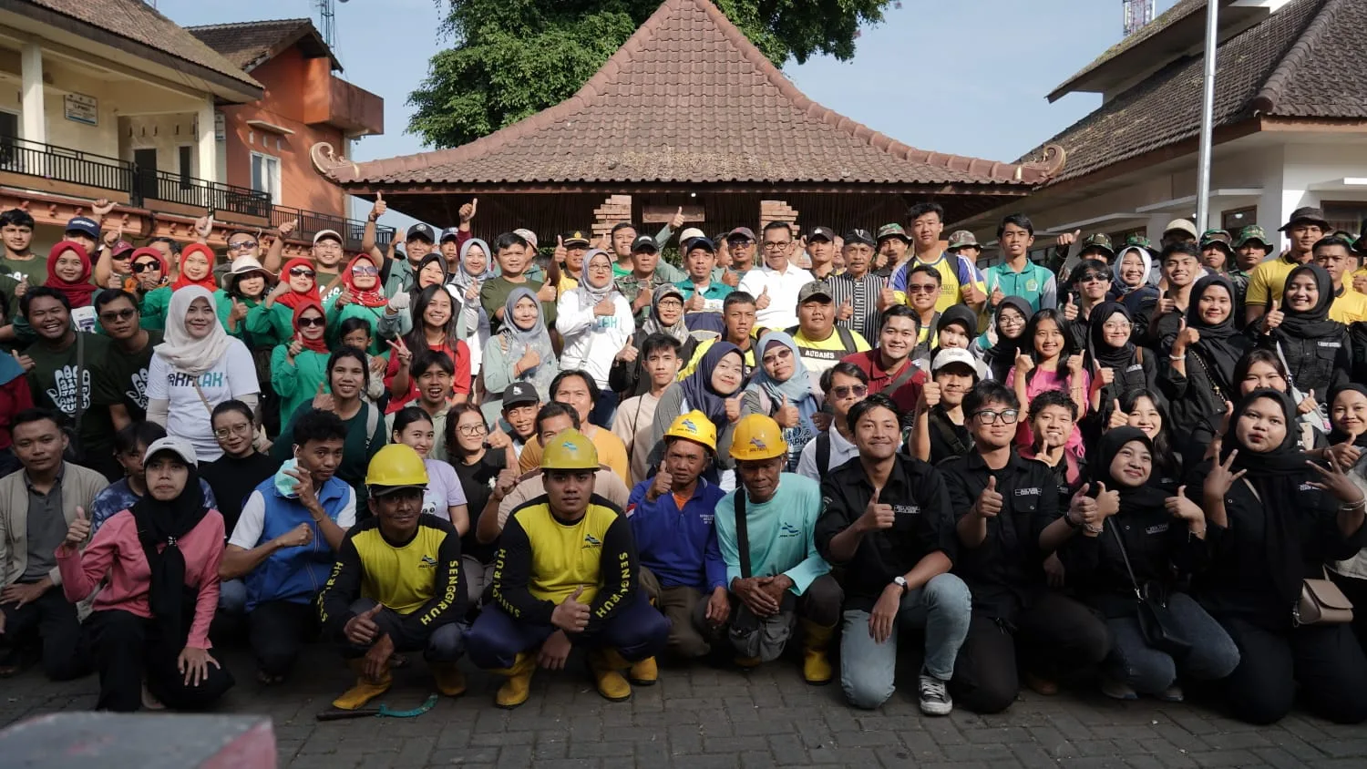 Gerakan menjaga ekologi sungai dalam rangka peringati Hari Sungai Nasional 2025 di Kota Batu. Foto: Dok.