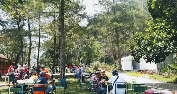 Rekomendasi wisata hidden gem di Malang Raya yang wajib dikunjungi saat momen libur akhir pekan./Foto: Google Review Taman Kemesraan