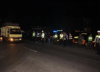 Polisi Bubarkan Simpatisan PSHT yang Tutup Jalan di Kabupaten Malang