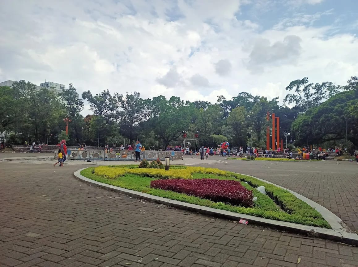 Alun-Alun Malang./Foto: Google Review/M Jauhar Ilmi.