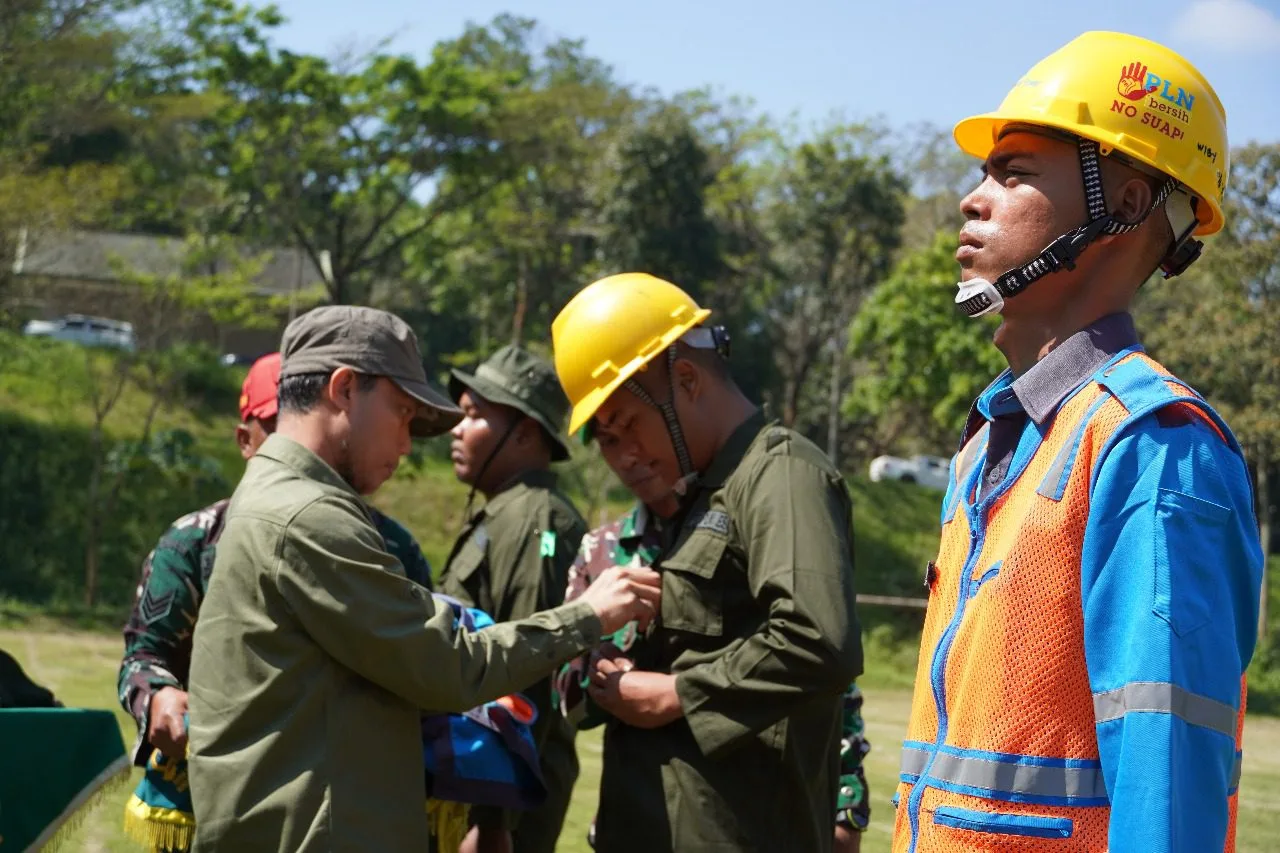 Suasana diklat pembinaan mental antara PLN UID Jawa Timur dan Rindam V/Brawijaya. Foto/dok