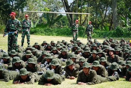 Suasana diklat pembinaan mental antara PLN UID Jawa Timur dan Rindam V/Brawijaya. Foto/dok